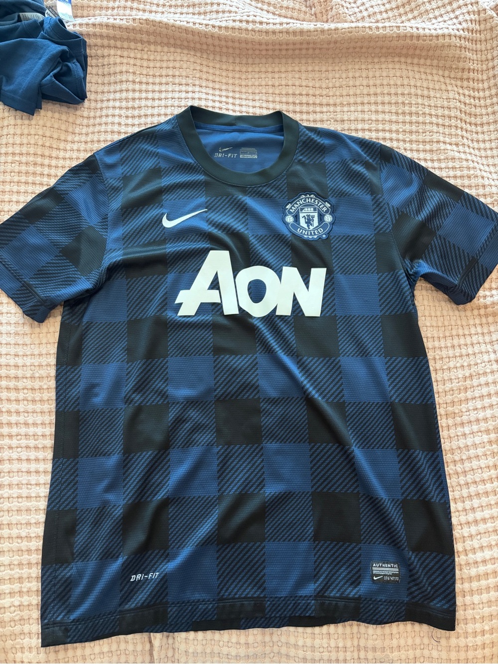 Nike Men’s Manchester United Jersey - Chicharito